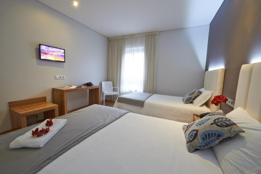 Hotel Azinheira By Ridan Hotels Fátima Rum bild