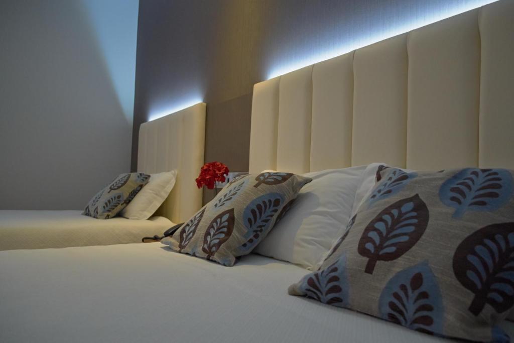 Hotel Azinheira By Ridan Hotels Fátima Rum bild
